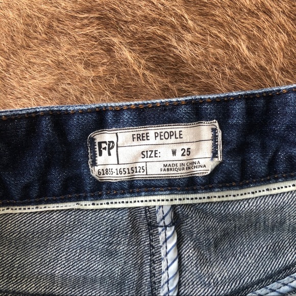 Free People High Rise Short - Picture 3 of 3